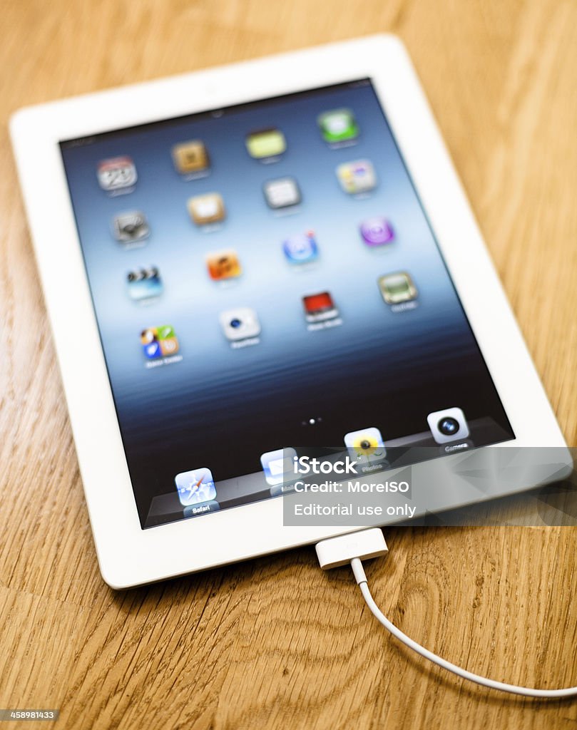 Le nouvel iPad, la troisième génération 2012 - Photo de Câble libre de droits