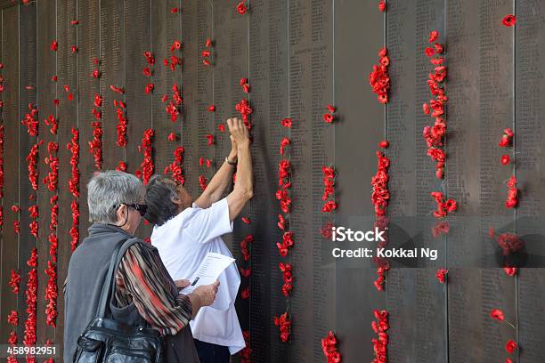 Memoriale Di Guerra Australianoremembrance Day - Fotografie stock e altre immagini di Canberra - Canberra, Famiglia, Papavero - Pianta