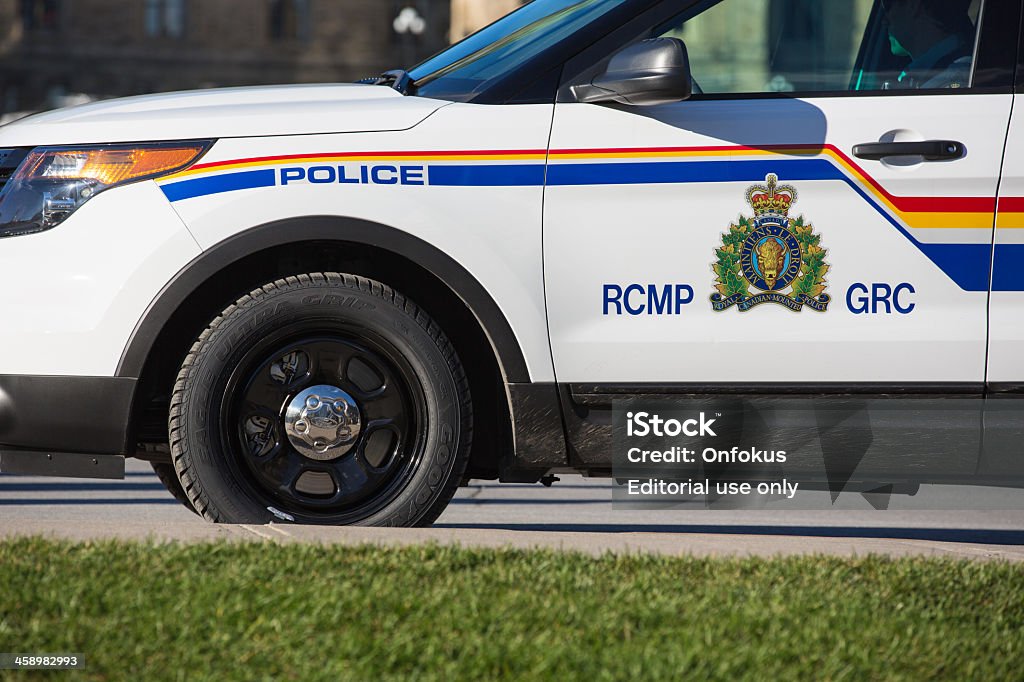 RCMP polícia automóvel em frente à Canadian Parlamento, Ottawa - Foto de stock de Canadá royalty-free