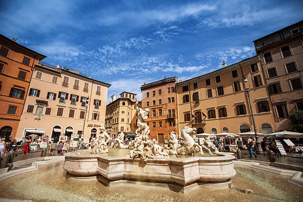 ネプチューンファウンテンで、ナヴォーナ広場でローマ - rome piazza navona church roman mythology ストックフォトと画像