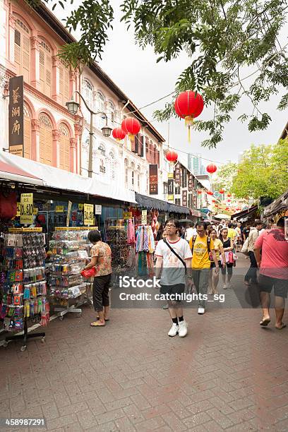 Pagode De Rua - Fotografias de stock e mais imagens de Andar - Andar, Ano Novo Chinês, Ao Ar Livre