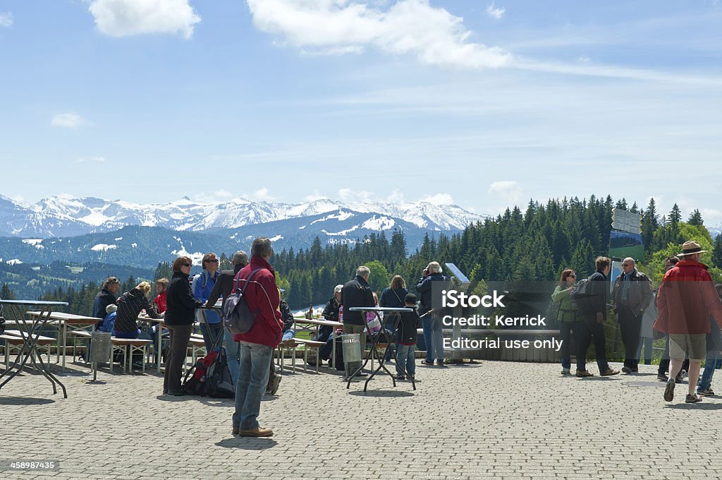 Wandern Menschen ruhen auf Pfander mit Blick auf breidalsegga lake - Lizenzfrei Berg Stock-Foto