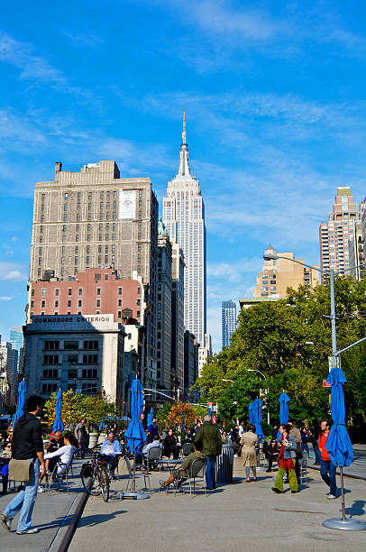 manhattan panorama widok na empire state building, nowy jork - editorial shadow new york city manhattan zdjęcia i obrazy z banku zdjęć