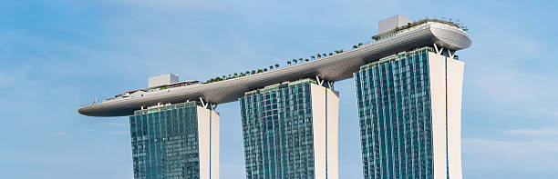 シンガポールマリーナベイサンドの高級ホテル＆リゾート - marina bay sands hotel architecture asia travel destinations ストックフォトと画像