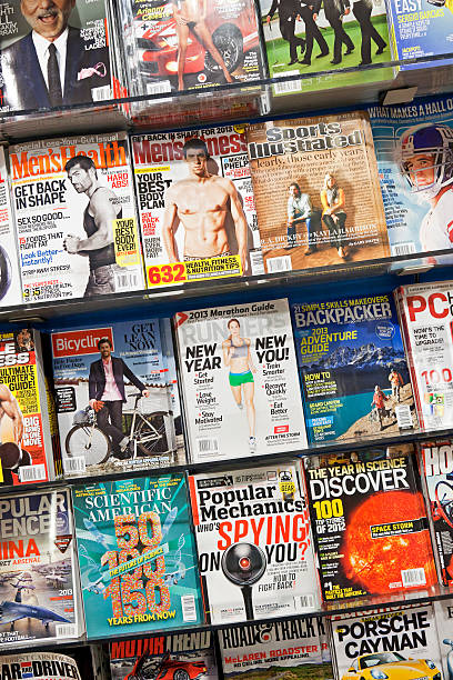 stos czasopisma # 11 xl - magazine rack news stand day usa zdjęcia i obrazy z banku zdjęć