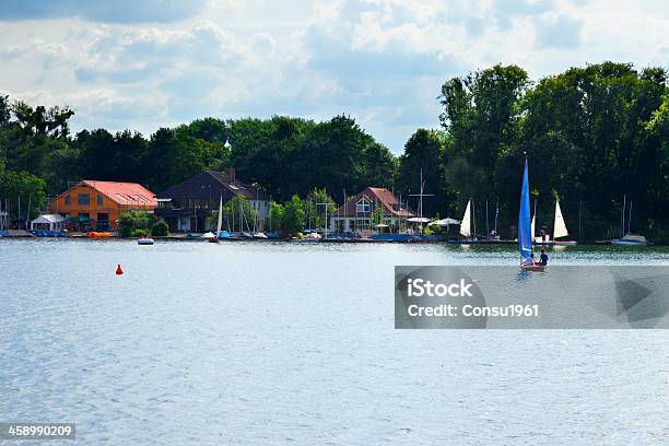 Lago Maschsee Foto de stock y más banco de imágenes de Agua - Agua, Aire libre, Alemania