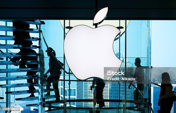 Apple Store Stock Photo - Download Image Now - Business, Apple Store, Technology