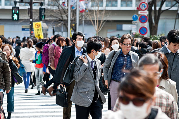 febre do feno no japão - hay fever imagens e fotografias de stock