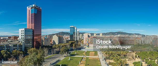 Barcellona Parco Joan Miró Tarragona Towers Skyline Panorama Spagna - Fotografie stock e altre immagini di Ambientazione esterna