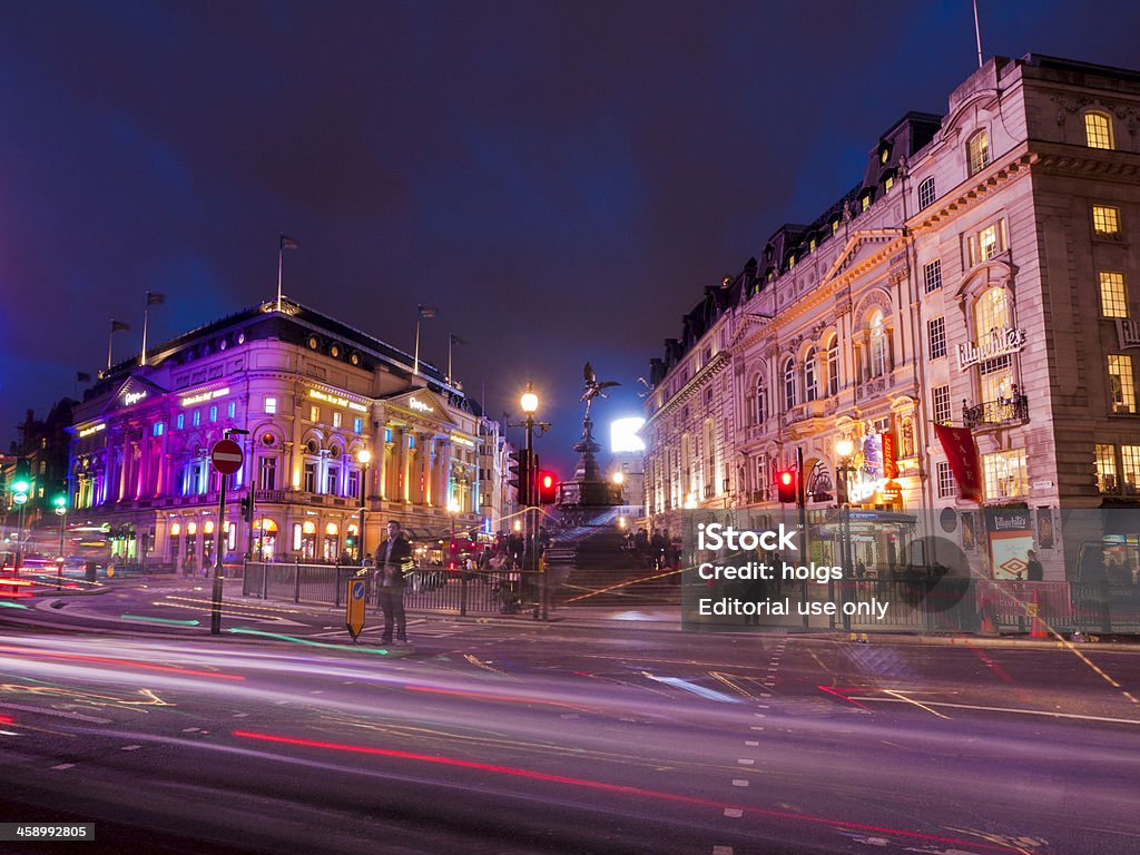 Piccadilly Circus di Londra - Foto stock royalty-free di Piccadilly Circus