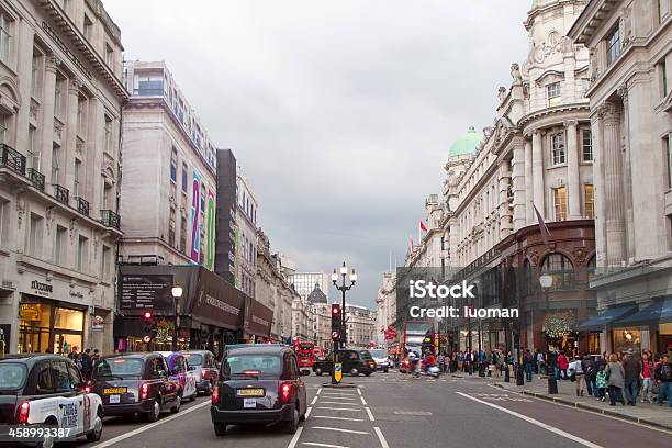 Regent Street Em Londres - Fotografias de stock e mais imagens de Antigo - Antigo, Ao Ar Livre, Arquitetura