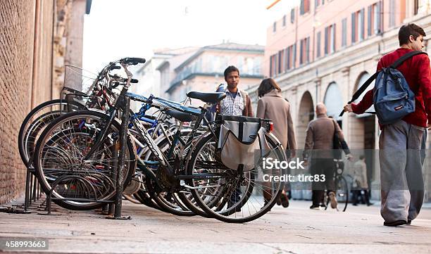 Typisch Italienischen Street Scene Stockfoto und mehr Bilder von Architektur - Architektur, Außenaufnahme von Gebäuden, Bologna