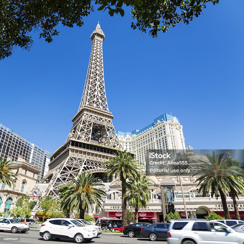 Street View Of Eiffel Tower By Paris Hotel Las Vegas Stock Photo - Download  Image Now - iStock