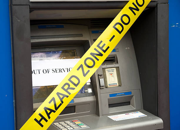 zona di pericolo cash machine - nationwide foto e immagini stock