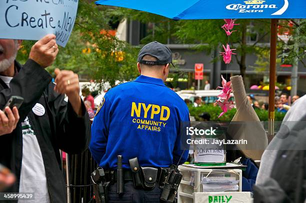 New York New York City Police Department에 대한 스톡 사진 및 기타 이미지 - New York City Police Department, Occupy Wall Street, Zuccotti 공원