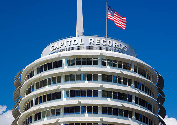 capitol records building - vine street stock-fotos und bilder