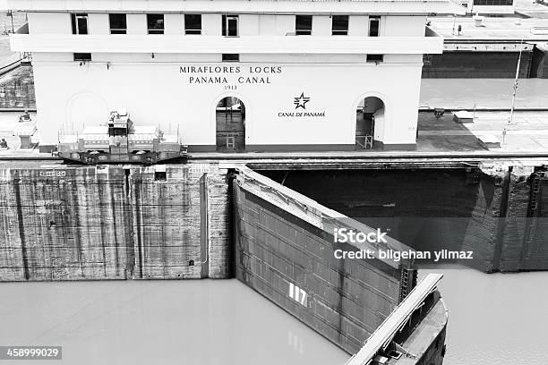 Panamski Kanał Miraflores Blokady - zdjęcia stockowe i więcej obrazów Ameryka Środkowa - Ameryka Środkowa, Bez ludzi, Dzielnica nadbrzeżna