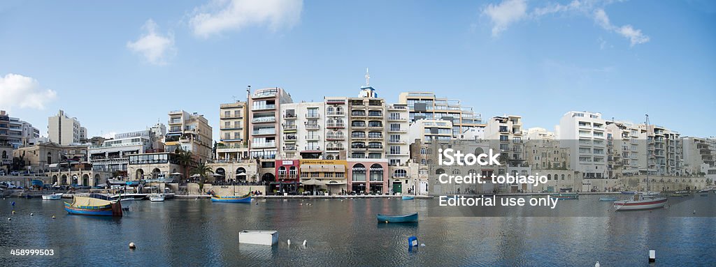 Spinola Bay, Malta - Foto stock royalty-free di Ambientazione esterna