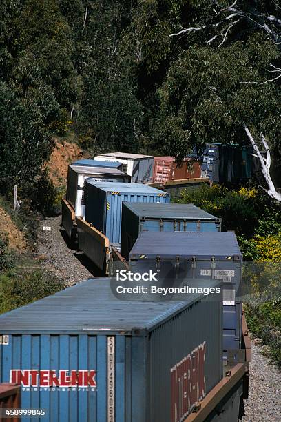 Gravemente Limitada De Infraestructura Del Transporte De Mercancías Foto de stock y más banco de imágenes de Acorralado