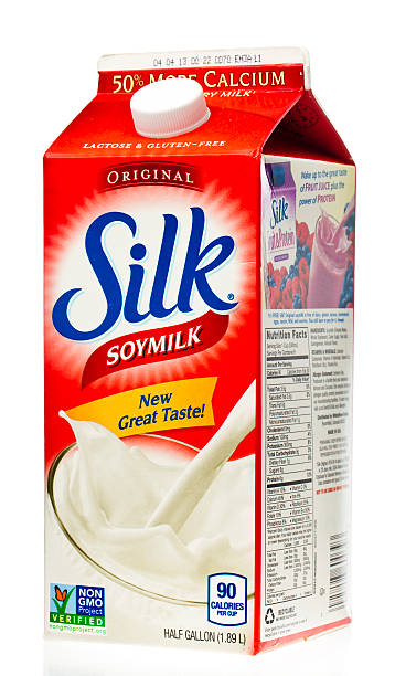 seide soymilk - soymilk stock-fotos und bilder