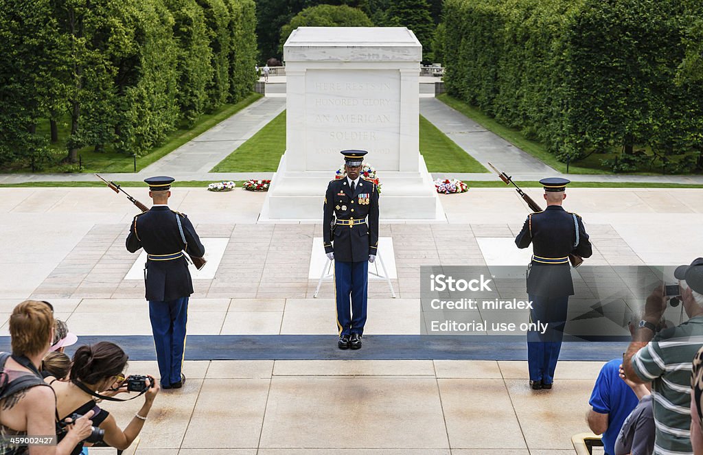 Alterar guarda Túmulo do Soldado Desconhecido em Arlington, Virgínia, EUA - Royalty-free Túmulo do Soldado Desconhecido - Arlington Foto de stock