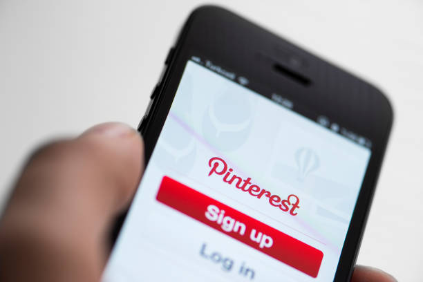 pinterest app per iphone 5 di apple - pinterest foto e immagini stock