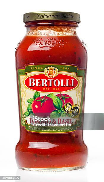 Bertolli Tomato And Basil Pasta Sauce Stock Photo - Download Image Now - Basil, Bertolli, Closed