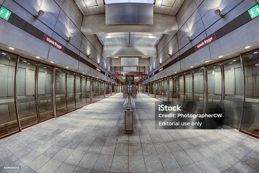 Острова Brygge Станция метро - Стоковые фото Дания роялти-фри