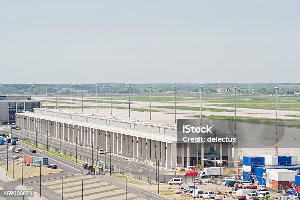 공사장 New Airport Berlin Ber 공항에 대한 스톡 사진 및 기타 이미지 - 공항, 가로등, 건물 외관