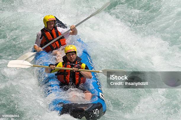 Foto de Rafting e mais fotos de stock de Artigo de vestuário para cabeça - Artigo de vestuário para cabeça, Atividade, Atividade Móvel