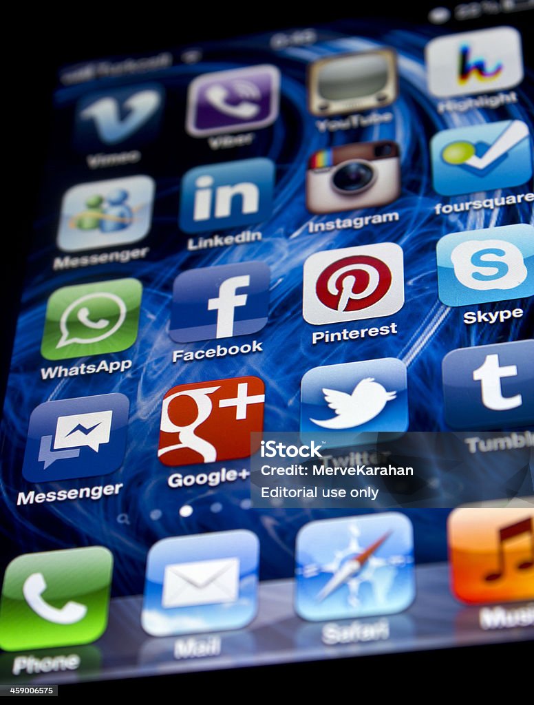 Pinterest y los medios de comunicación social en el Iphone 4S aplicaciones - Foto de stock de Abstracto libre de derechos