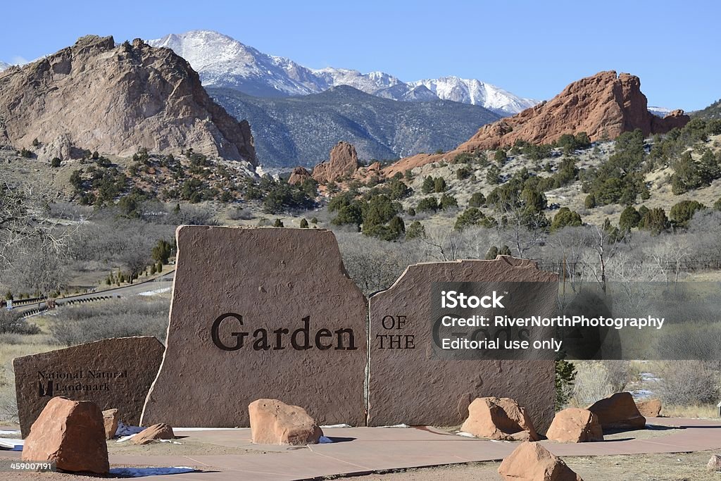 Garden of the Gods, Colorado Springs - Foto de stock de Acantilado libre de derechos