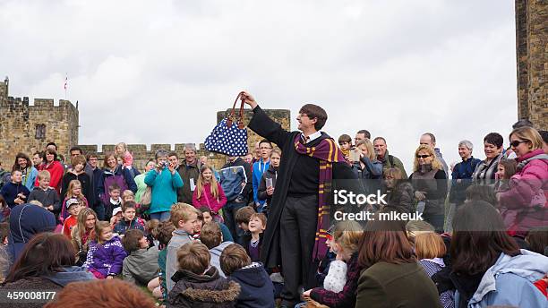Harry Potter Schauspieler Im Alnwick Castle Stockfoto und mehr Bilder von Harry Potter - Kunstwerkname - Harry Potter - Kunstwerkname, Alnwick, England