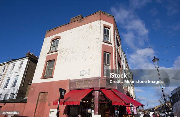 Foto de Mercado Da Rua Portobello Em Notting Hill London e mais fotos de stock de Antiguidade - Antiguidade, Antiquário - Loja, Arquitetura