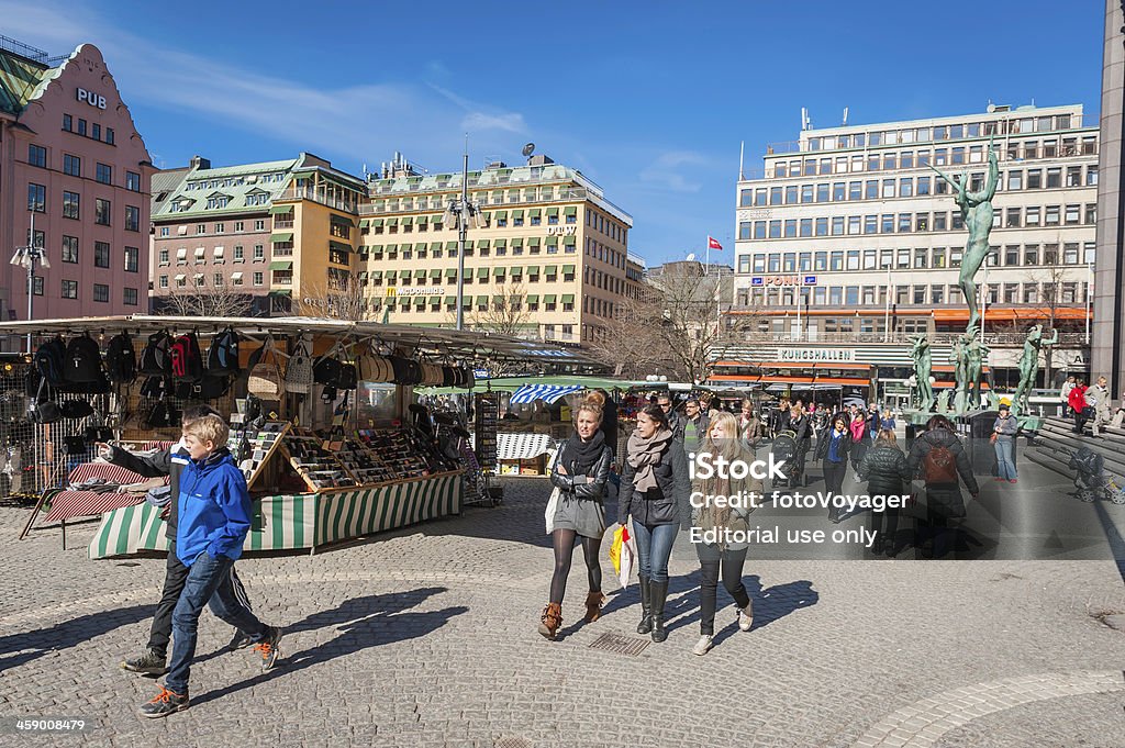 Stockholm jungen Menschen in Hötorget market square, Schweden - Lizenzfrei Bauernmarkt Stock-Foto