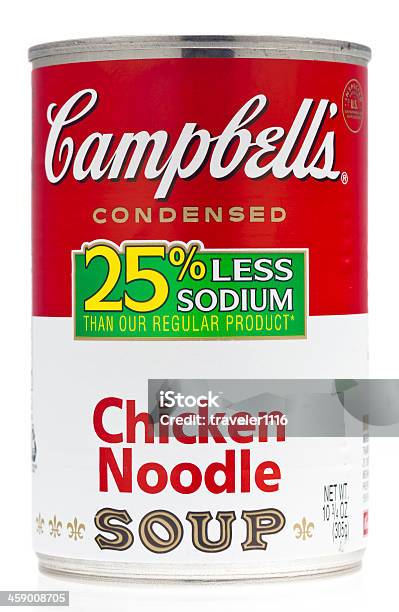 Campbells Ermäßigter Sodium Hühnernudelsuppe Stockfoto und mehr Bilder von Aluminium - Aluminium, Asiatische Nudeln, Behälter