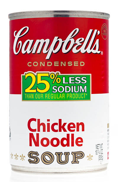 campbell redução de sódio talharim de frango - brand name front view chicken salt imagens e fotografias de stock