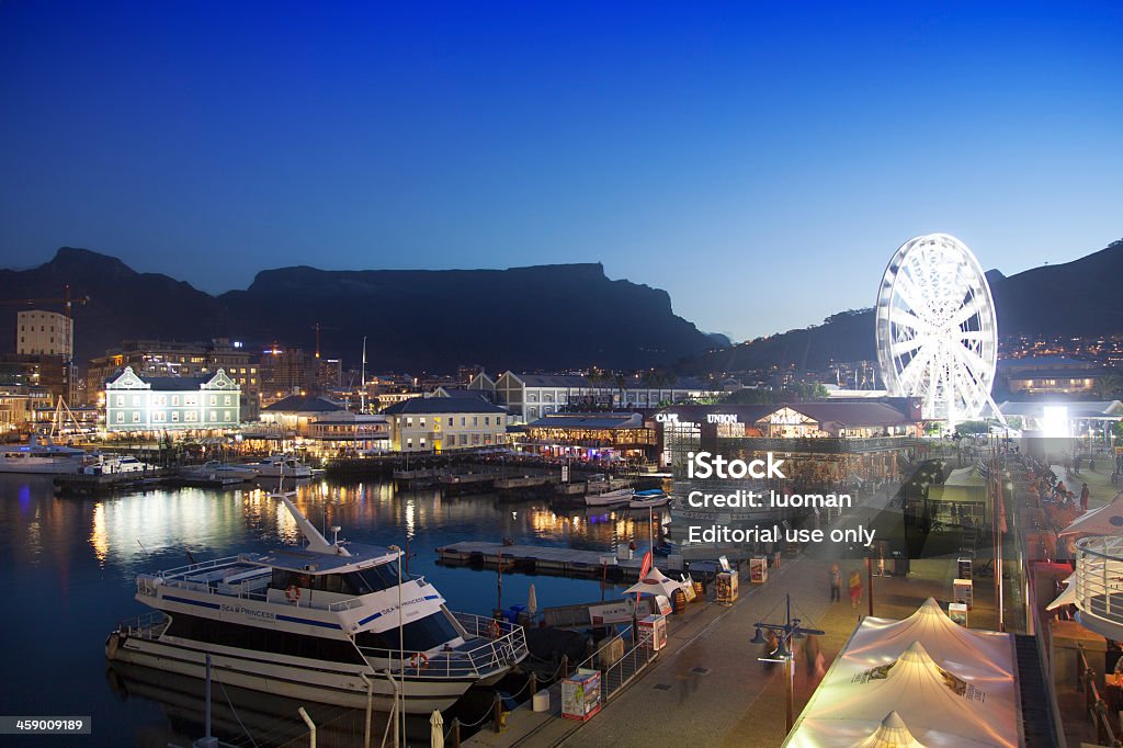 Frente para o mar na Cidade do Cabo - Foto de stock de Atividade Recreativa royalty-free
