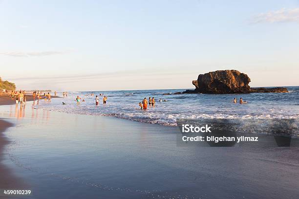 El Tunco Beach - Fotografias de stock e mais imagens de América Central - América Central, Ao Ar Livre, Editorial