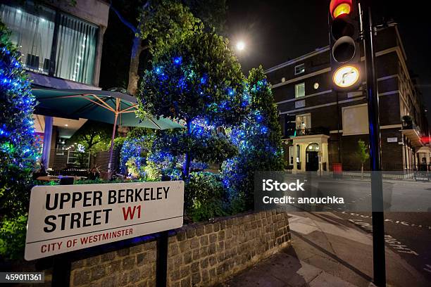 Photo libre de droit de London Street De Nuit banque d'images et plus d'images libres de droit de City of Westminster - Londres - City of Westminster - Londres, Editorial, Feu de signalisation pour véhicules