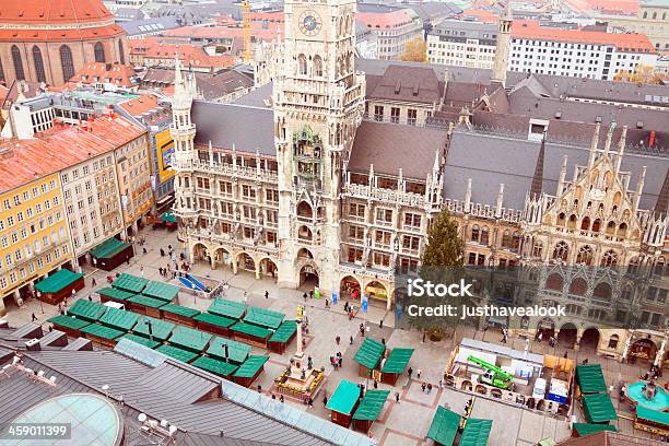 Widok Z Lotu Ptaka Na Ratusz W Monachium - zdjęcia stockowe i więcej obrazów Architektura - Architektura, Bawaria, Bez ludzi