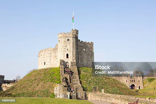 Foto de Cardiff Castle e mais fotos de stock de Castelo de Cardiff - Castelo de Cardiff, Arcaico, Arquitetura