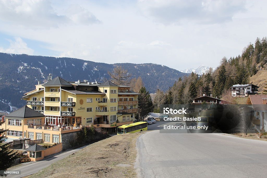 resort sciistico in Austria - Foto stock royalty-free di Albergo