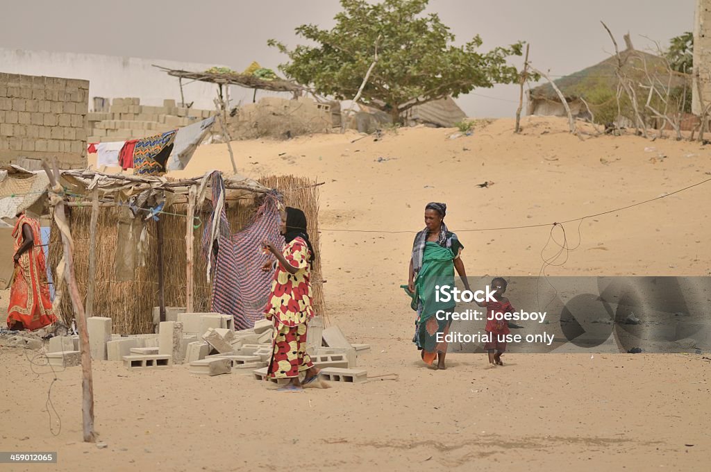 Senegales femmes et enfants - Photo de Sénégal libre de droits