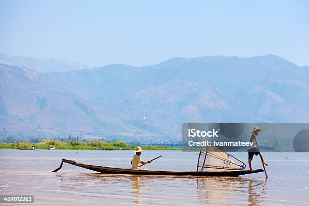 Intha Рыбак Inle Lake Myanmar — стоковые фотографии и другие картинки Молодой возраст - Молодой возраст, Intha Fisherman, Азия