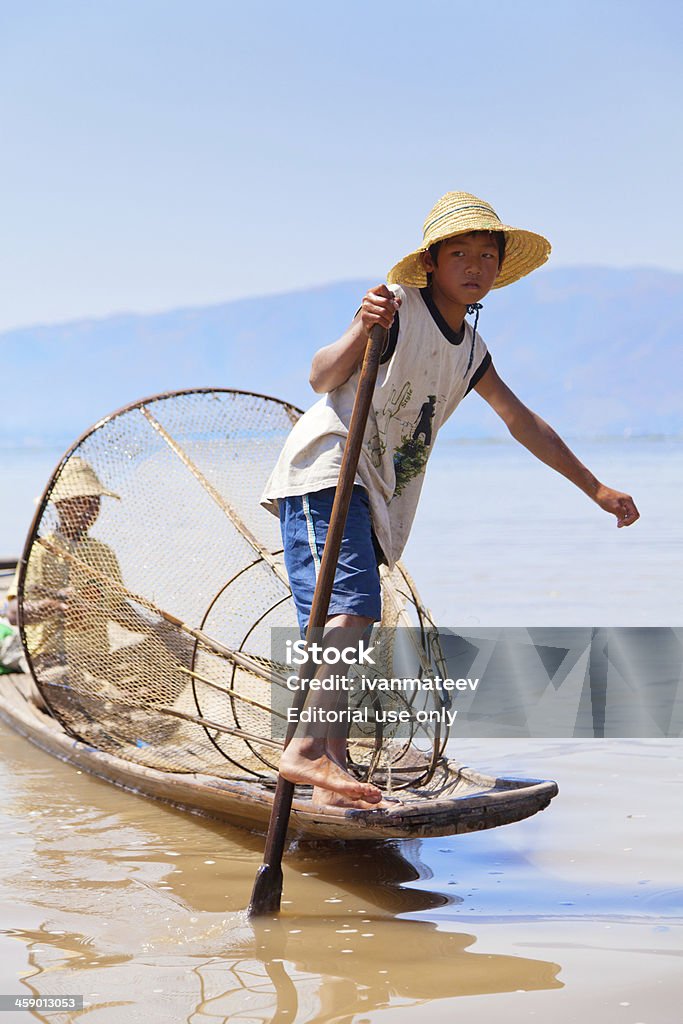 Intha Рыбак, Inle Lake, Myanmar - Стоковые фото Intha Fisherman роялти-фри
