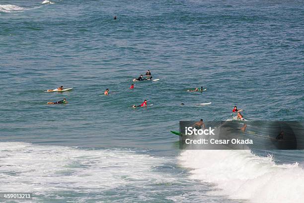 Surf En Rio De Janeiro Foto de stock y más banco de imágenes de Actividad al aire libre - Actividad al aire libre, Actividades recreativas, Adulto