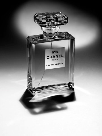 Chanel N19 Stock Photo - Download Image Now - Perfume, Bottle, Perfume  Sprayer - iStock
