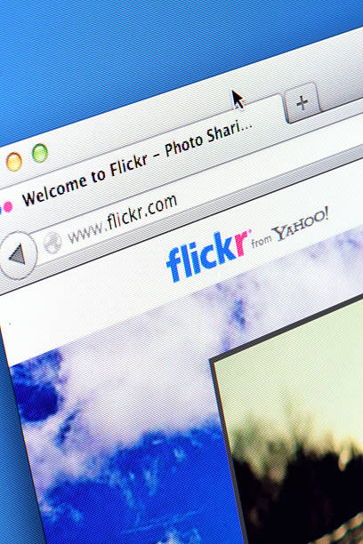 flickr página web - flickr editorial communications technology computers fotografías e imágenes de stock