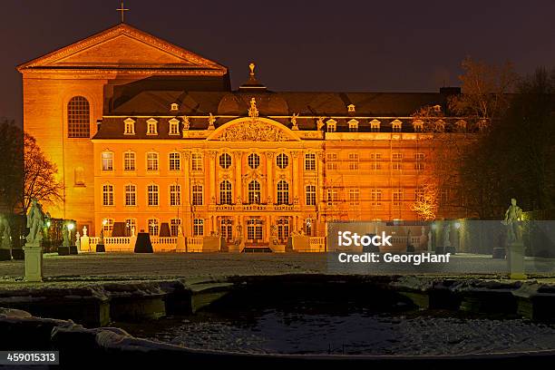 Palácio De Trier - Fotografias de stock e mais imagens de Ajardinado - Ajardinado, Alemanha, Arquitetura